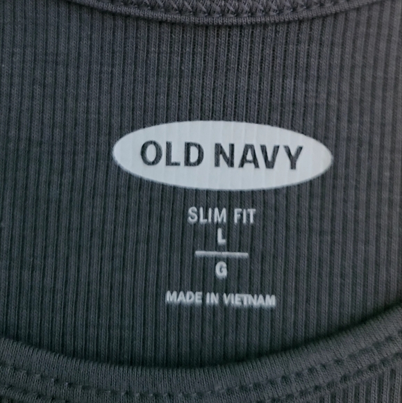 ⭐️3/$35 Old Navy Tanks, Lot of 2 Lg - Picture 2 of 4